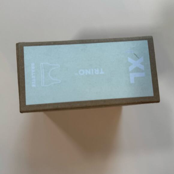 New in Box Allbirds Trino Bralette in Color Peppercorn Size XL - Picture 3 of 10